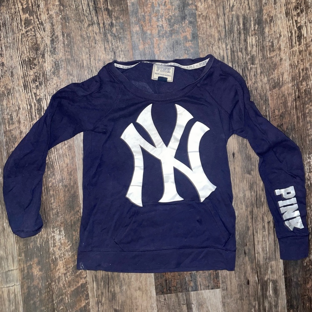 Victoria Secret’s PINK Yankees Sweatshirt Sz Small